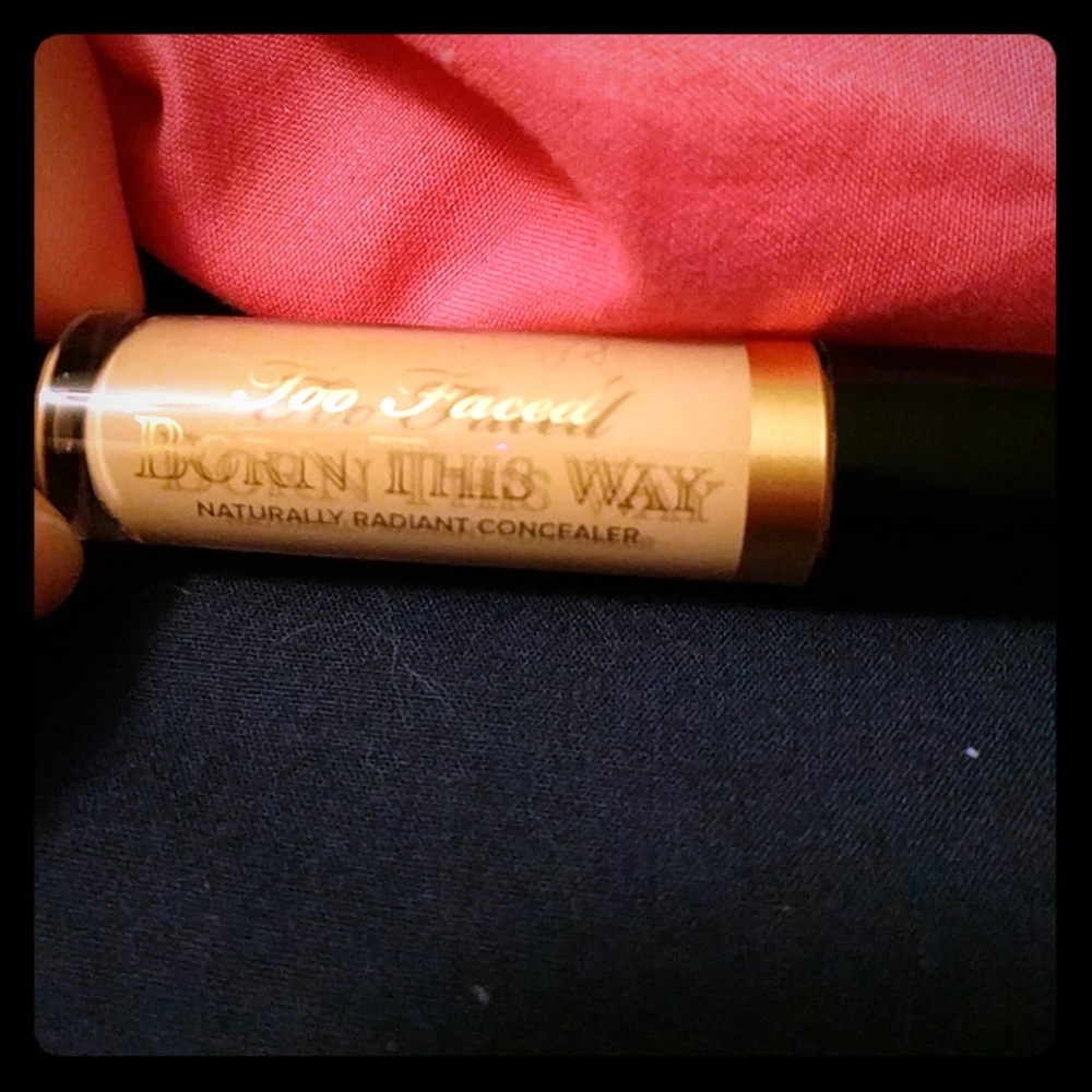 Too faced concealer